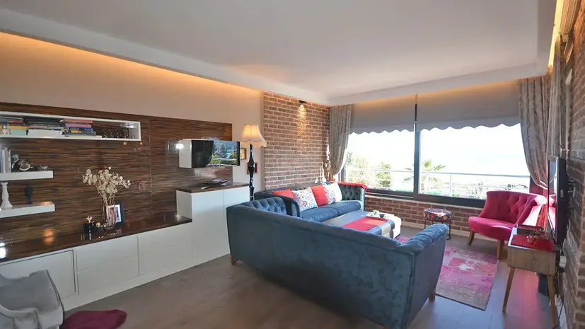 2+1 FURNISHED APARTMENT WITH UNIQUE SEA AND CASTLE VIEWS IN ALANYA.
