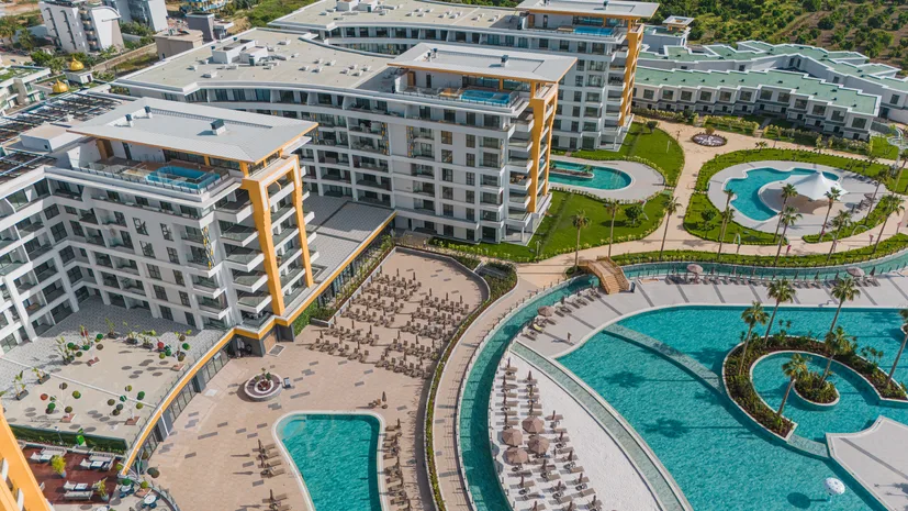 LARGE 1+1 APARTMENT IN HOTEL CONCEPT IN ALANYA TURKLER