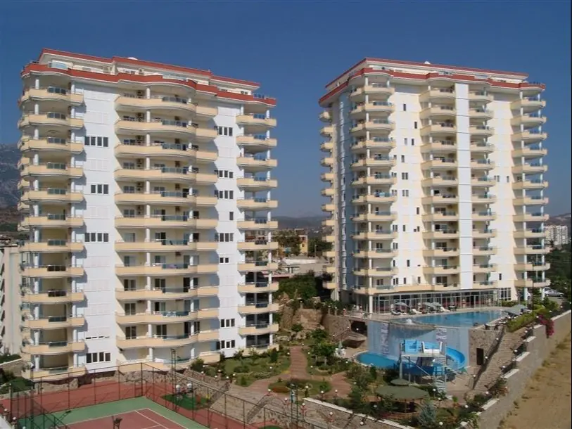 FURNISHED 2+1/160 M² APARTMENT IN LUXURY EQUIPPED COMPLEX IN MAHMUTLAR