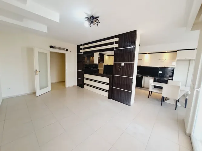 Spacious 4+1 Apartment with City and Mountain Views in the Oba Area