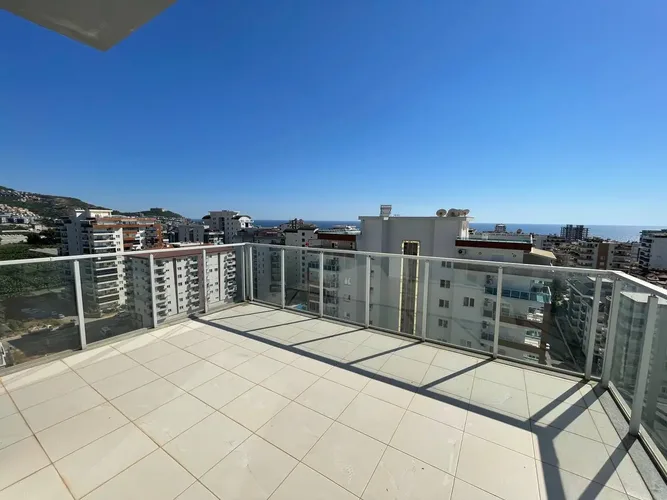 4+1 Duplex Apartment with Magnificent Mountain Views in the Mahmutlar 