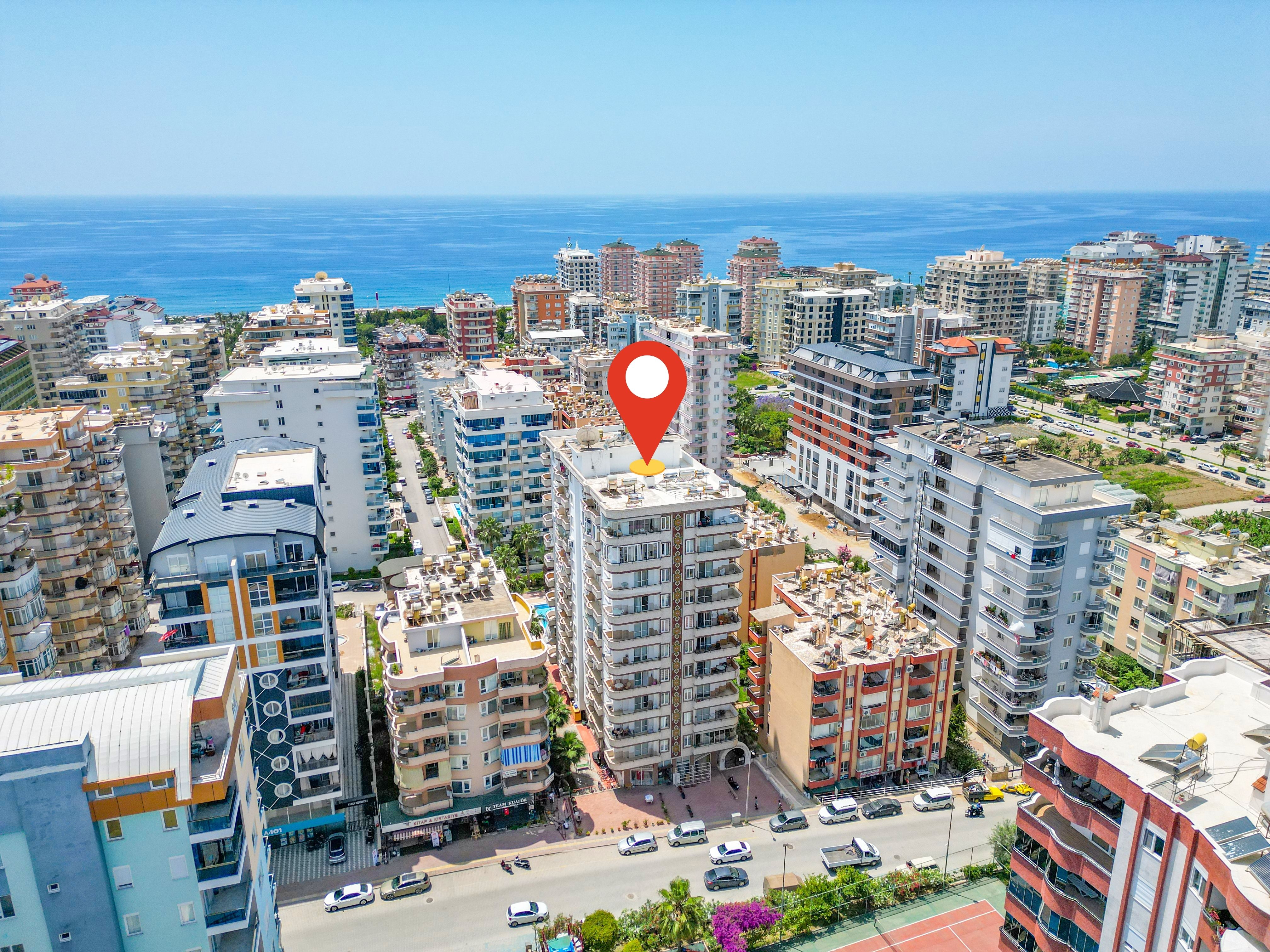 ALANYA MAHMUTLARDA 3+1 LÜX EŞYALI GENİŞ DAİRE 