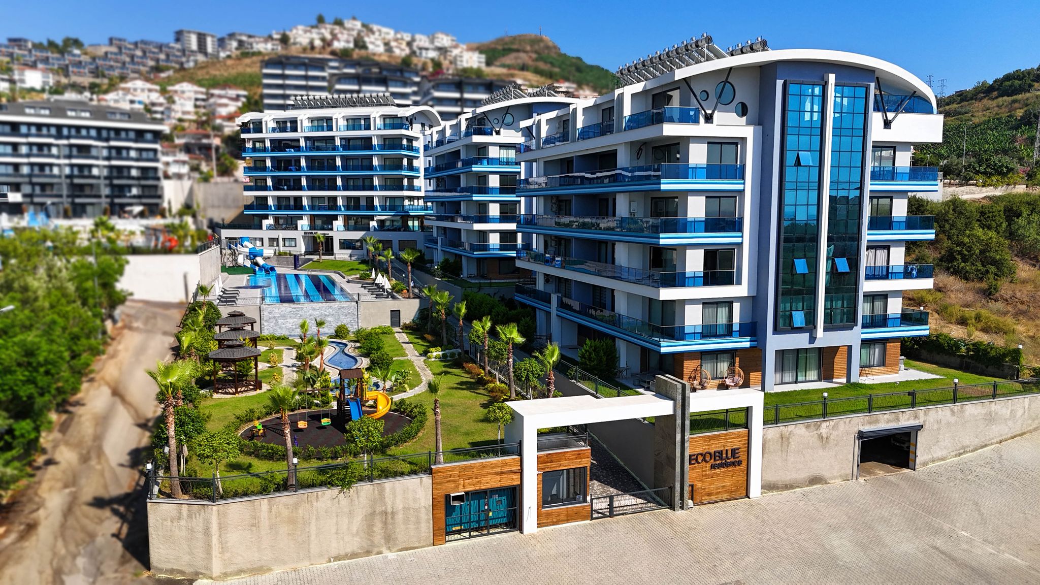 3+1 GARDEN DUPLEX APARTMENT WITH PRIVATE SAUNA IN COMPLEX IN KARGICAK