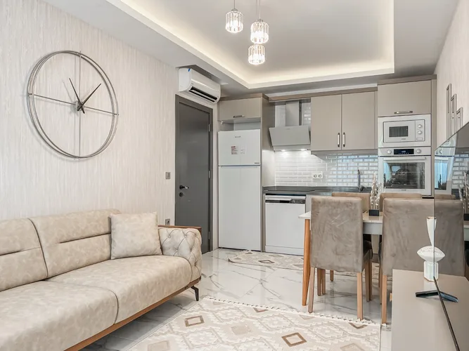 2+1 FULLY FURNISHED APARTMENT NEAR THE STREET IN MAHMUTLAR