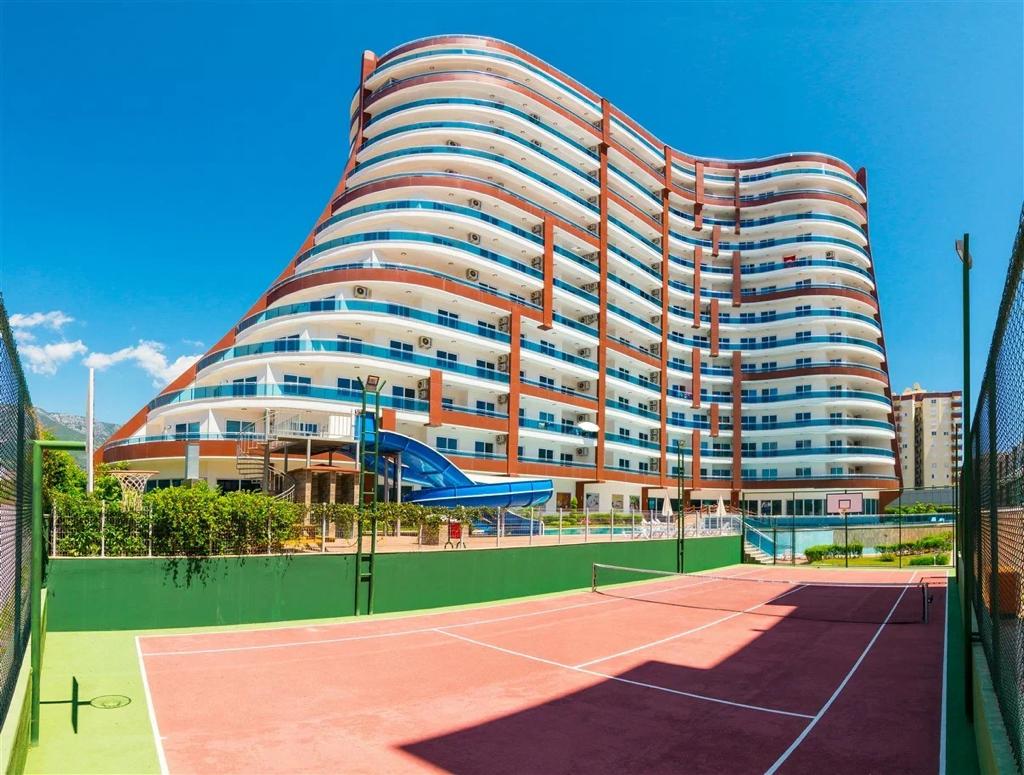 2+1 LUXURY FURNISHED APARTMENT IN A FULLY ACTIVE COMPLEX IN MAHMUTLAR