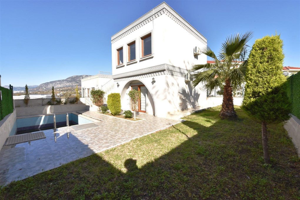 2+1 VILLA WITH DETACHED POOL IN ALANYA KARGICAK