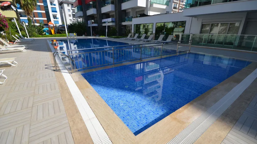 SPACIOUS 1+1 APARTMENT NEAR THE SEA IN ALANYA KESTEL, 65m²