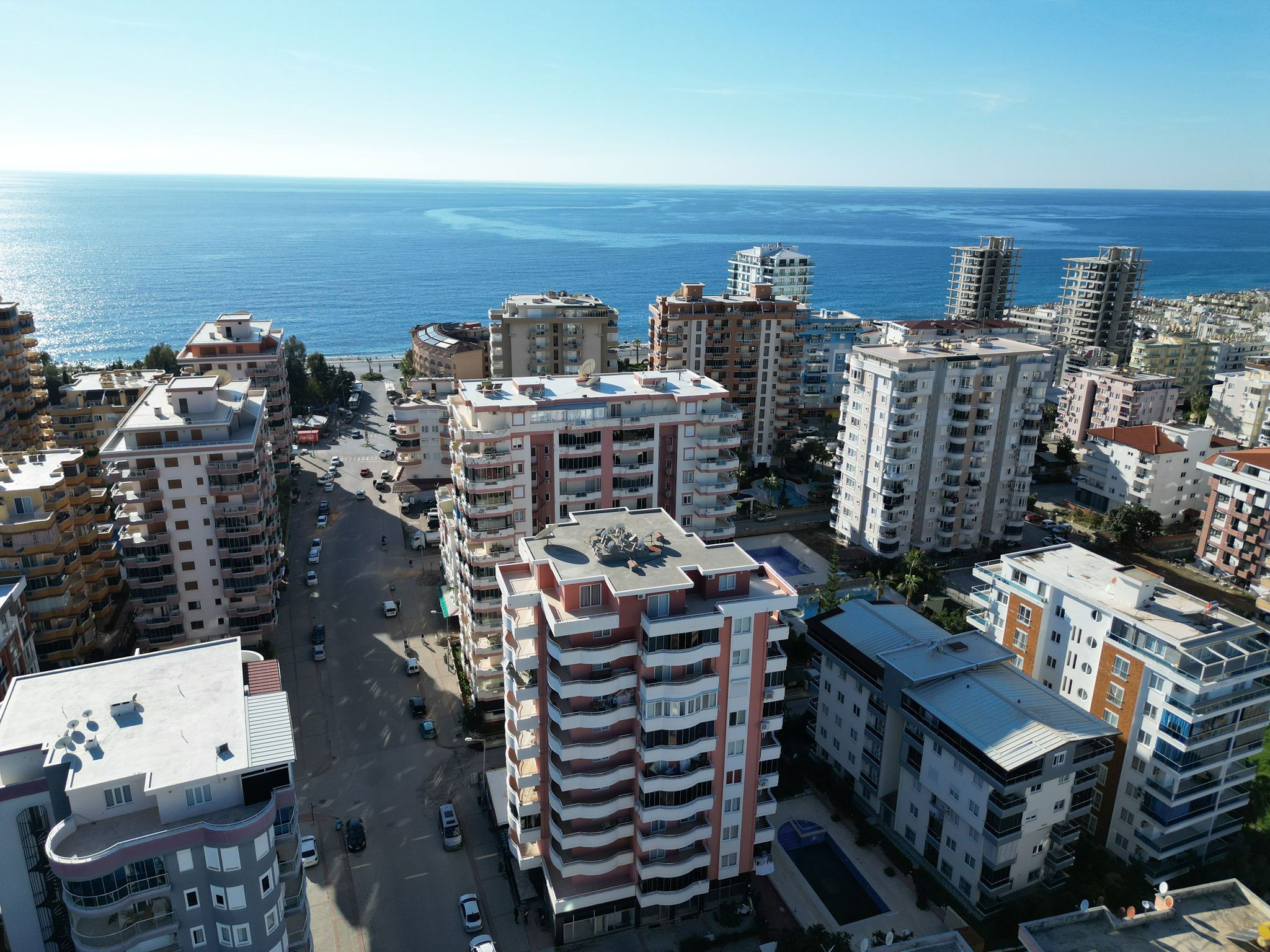 SPACIOUS 2+1 FURNISHED APARTMENT IN ALANYA MAHMUTLAR.