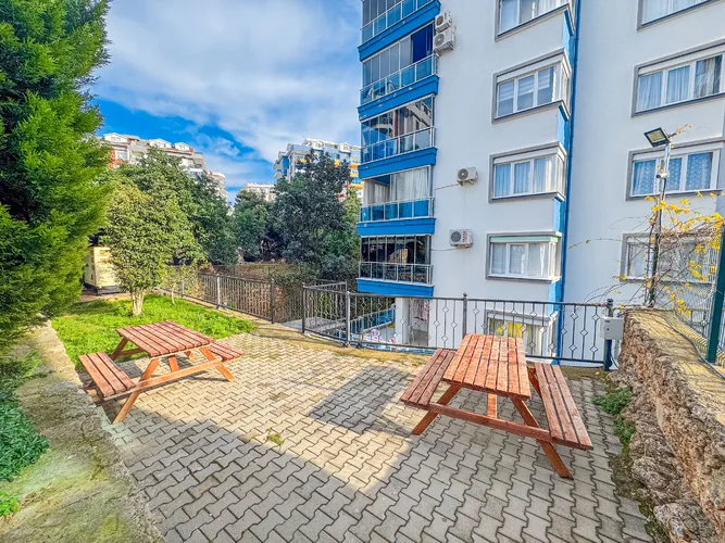 SPACIOUS FURNISHED 1+1 APARTMENT IN ALANYA TOSMUR