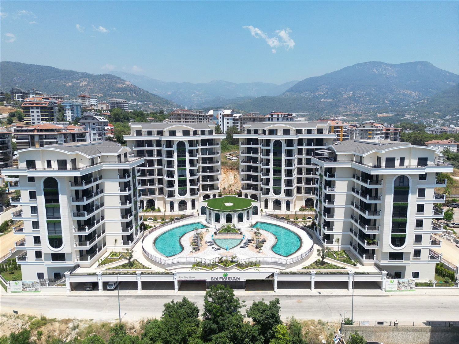 BRAND NEW 4+1 APARTMENT IN THE BEST PROJECT OF ALANYA ÇIPLAKLI