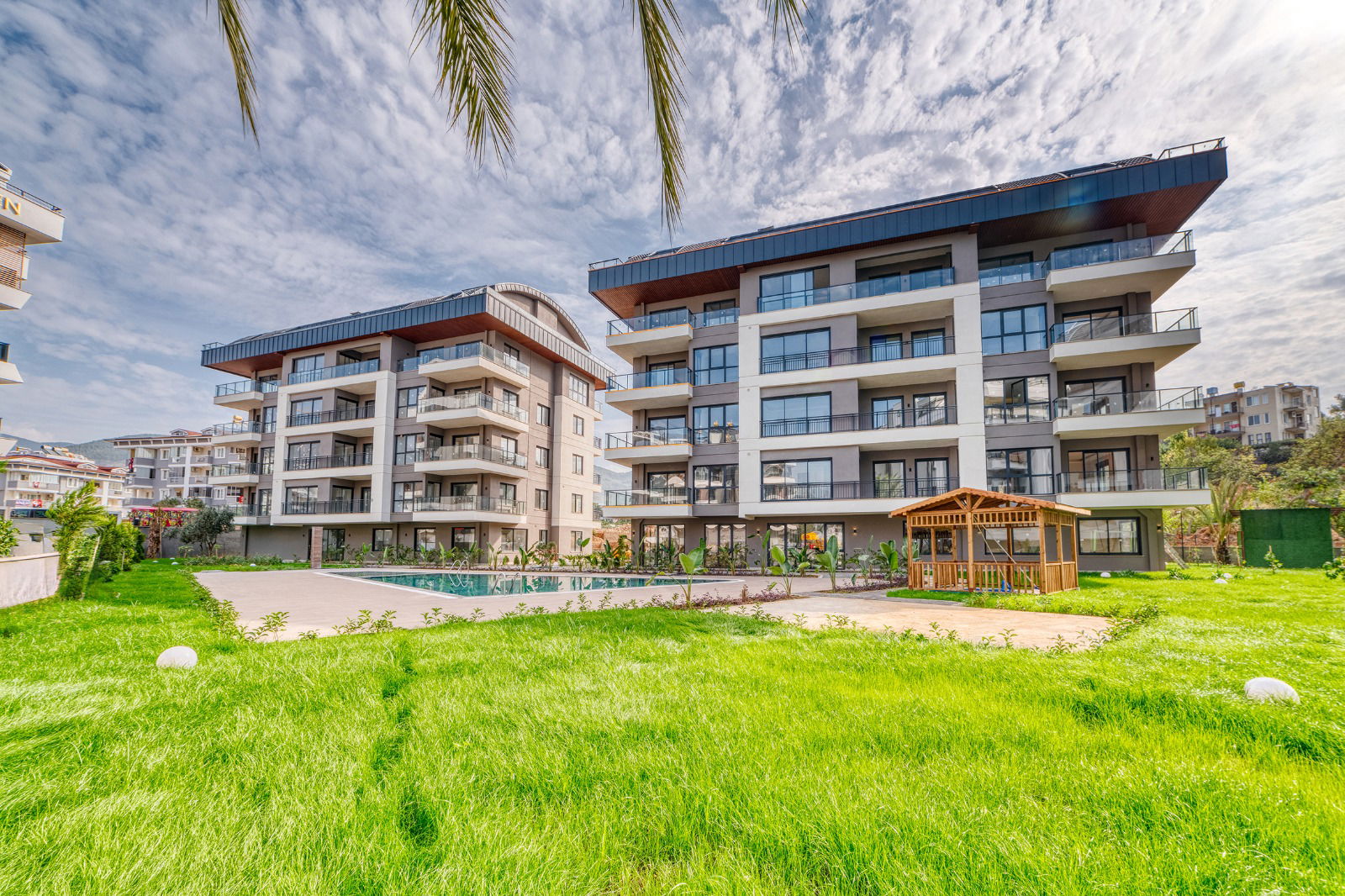 BRAND NEW 2+1 APARTMENT IN A RESIDENTIAL COMPLEX IN ALANYA OBA