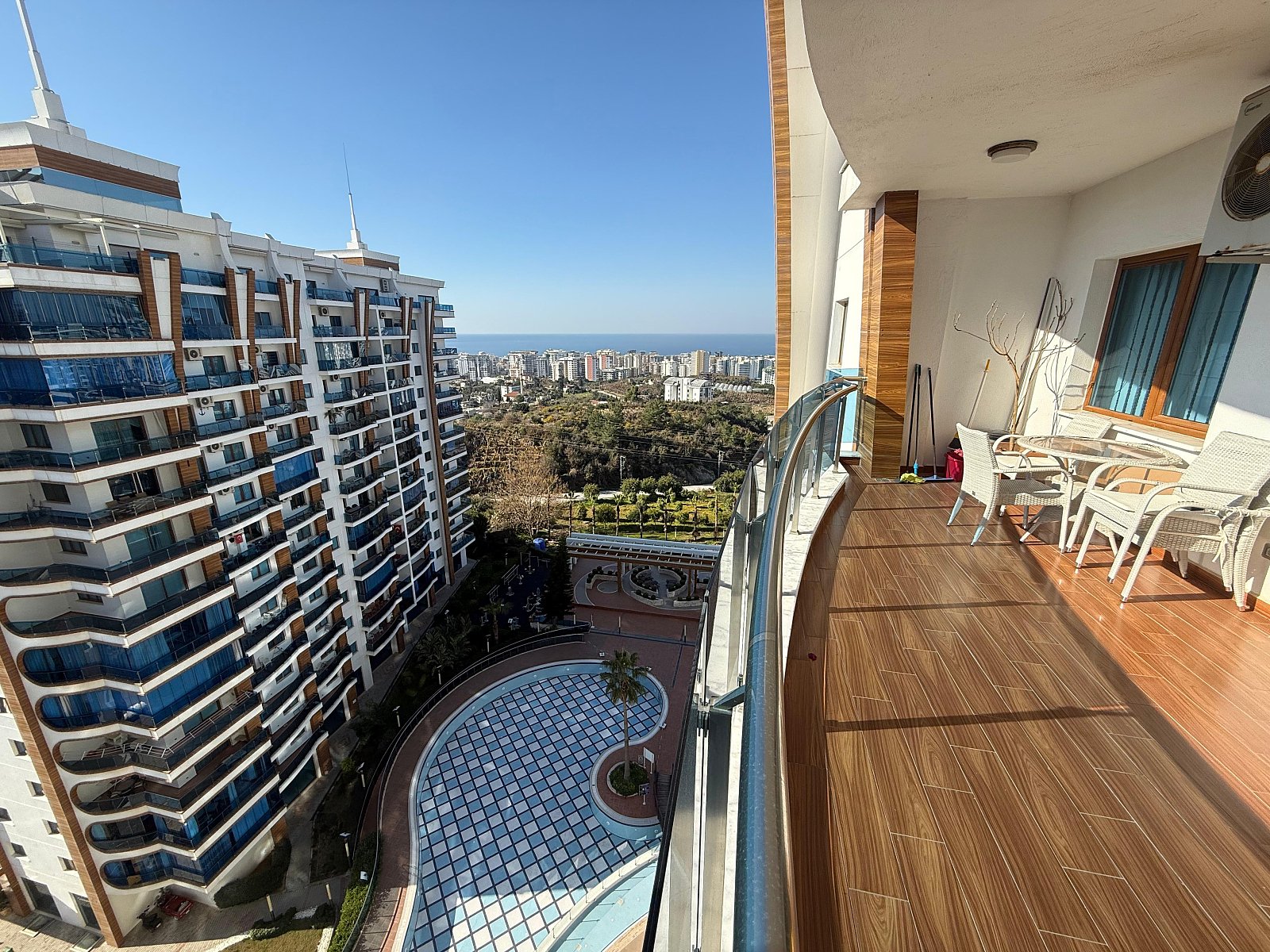 Azura Park residence Mahmutlar - Посмотреть недвижимость