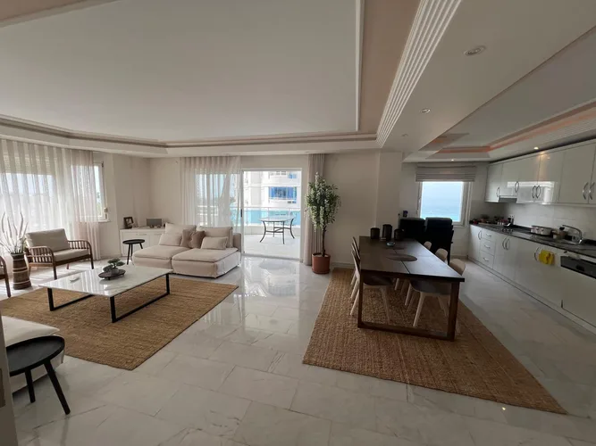 KurtSafir VIP, Interior - 4